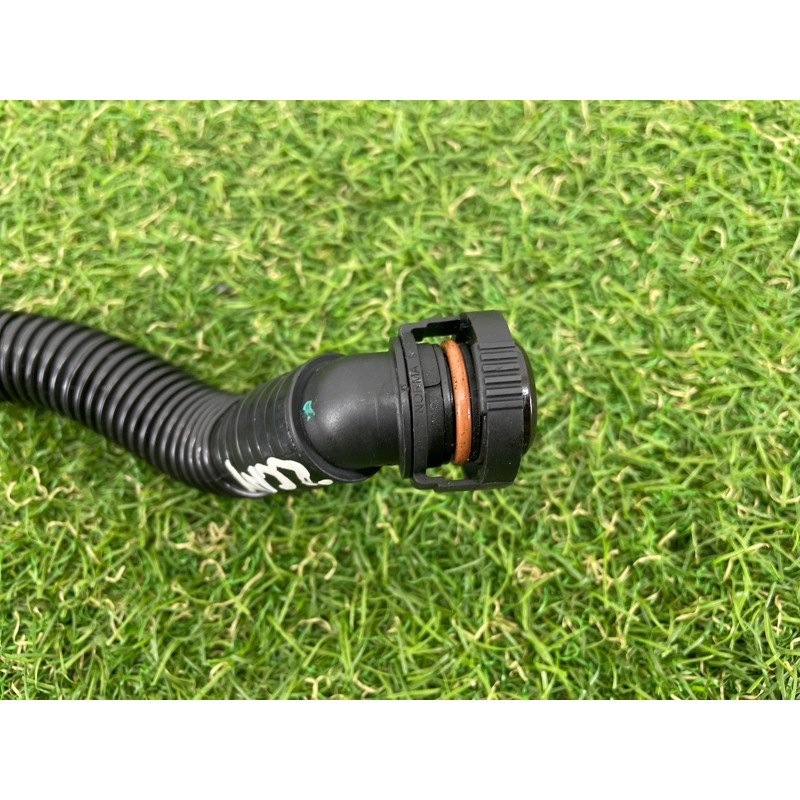 Трубка вентиляции картерных газов (двигатель и элементы) PORSCHE CAYENNE 958 2012 4.8 94810724720