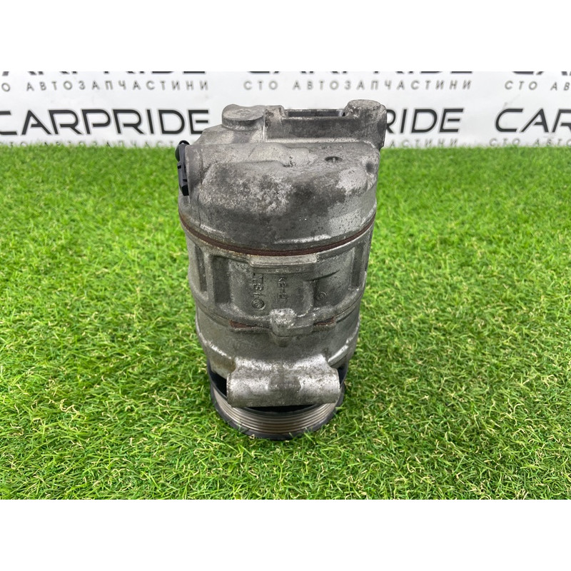 Компрессор кондиционера (отопление и кондиционирование) Volkswagen Touareg NF 2011 3.6 7P0820803E