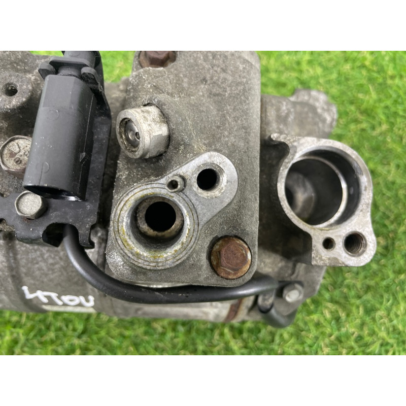 Компрессор кондиционера (отопление и кондиционирование) Volkswagen Touareg NF 2011 3.6 7P0820803E