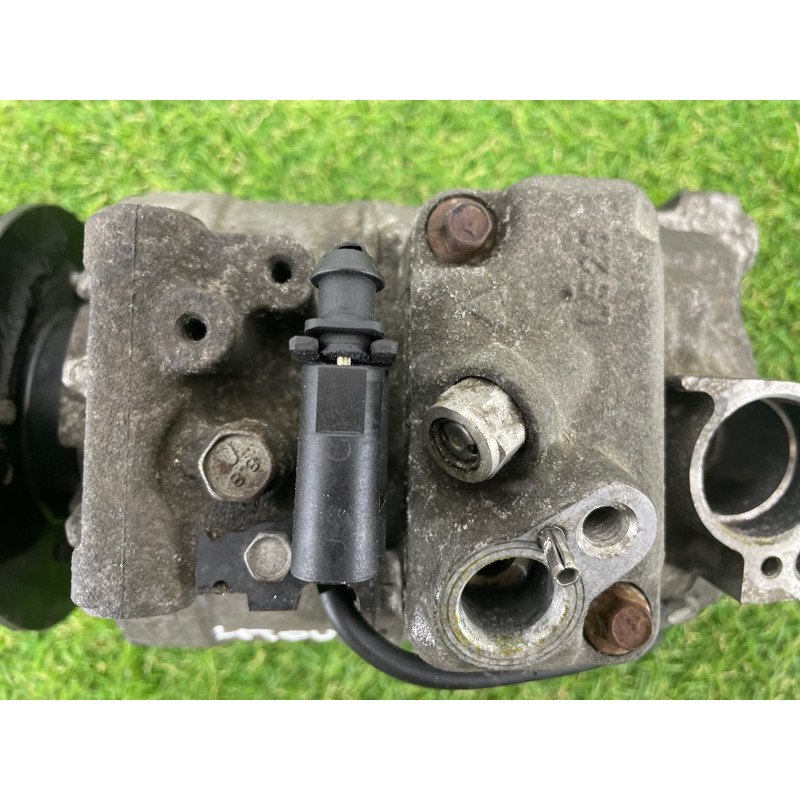 Компрессор кондиционера (отопление и кондиционирование) Volkswagen Touareg NF 2011 3.6 7P0820803E