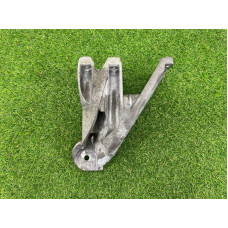 Кронштейн подушки двигателя