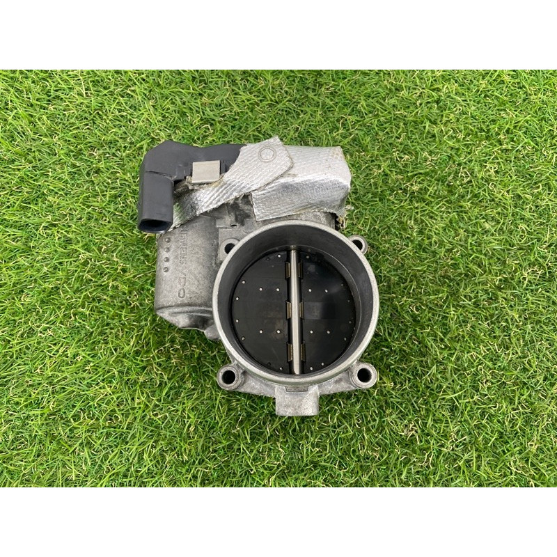 Дроссельная заслонка (электрика двигателя) Volkswagen Touareg NF 2011 3.6 03H133062A