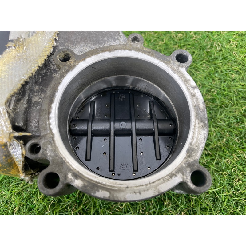 Дроссельная заслонка (электрика двигателя) Volkswagen Touareg NF 2011 3.6 03H133062A