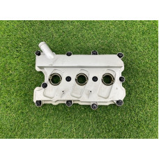 Крышка клапанов