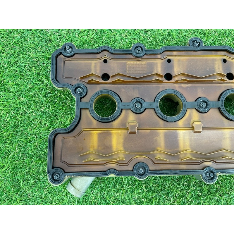 Крышка клапанов (двигатель и элементы) AUDI A7 4G 2013 3.0 CGXB 06E103472N