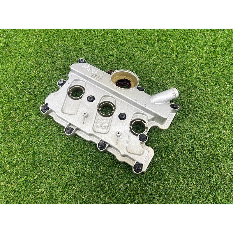 Крышка клапанов (двигатель и элементы) AUDI A7 4G 2013 3.0 CGXB 06E103471P