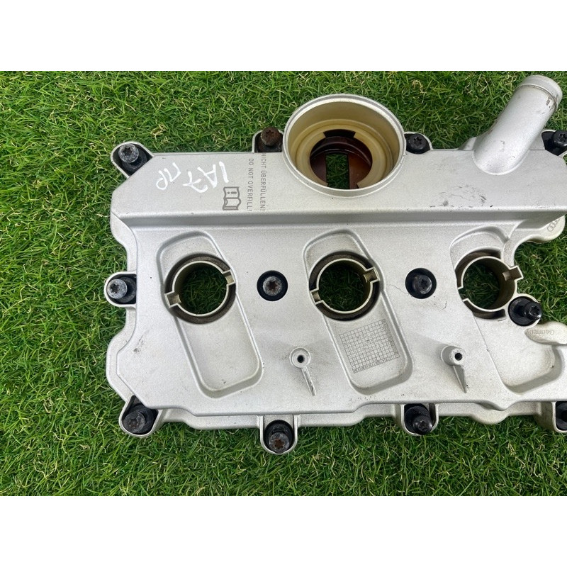 Крышка клапанов (двигатель и элементы) AUDI A7 4G 2013 3.0 CGXB 06E103471P