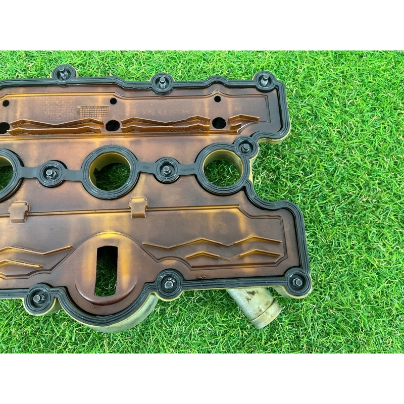 Крышка клапанов (двигатель и элементы) AUDI A7 4G 2013 3.0 CGXB 06E103471P