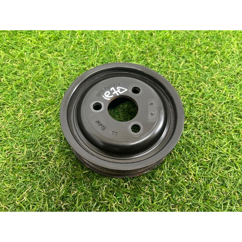 Шкив насоса гидроусилителя (рулевое управление) BMW X5 E70 2008 4.8 N62/TU 32427582944