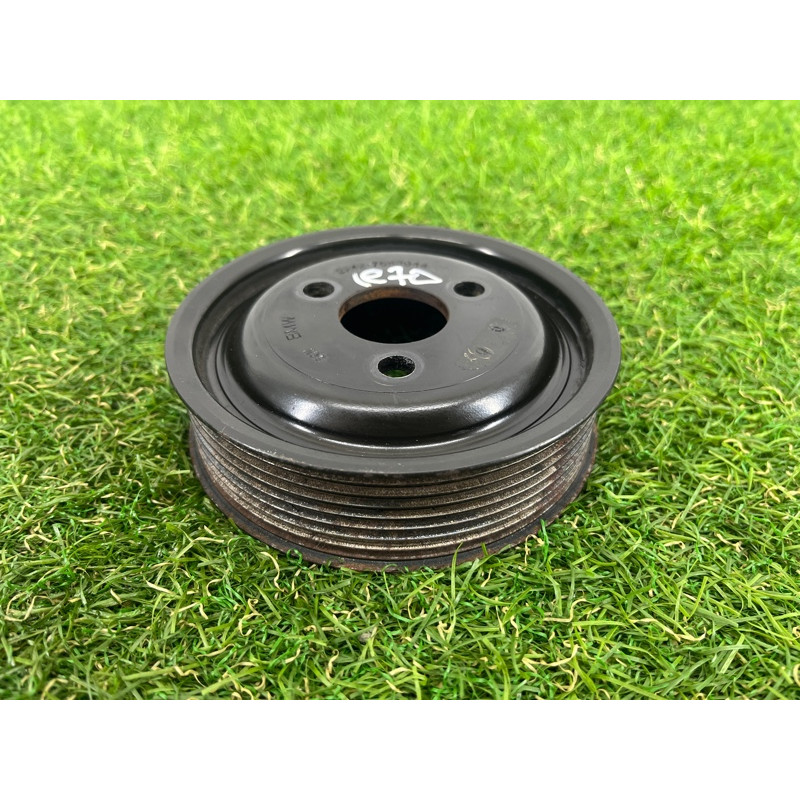 Шкив насоса гидроусилителя (рулевое управление) BMW X5 E70 2008 4.8 N62/TU 32427582944