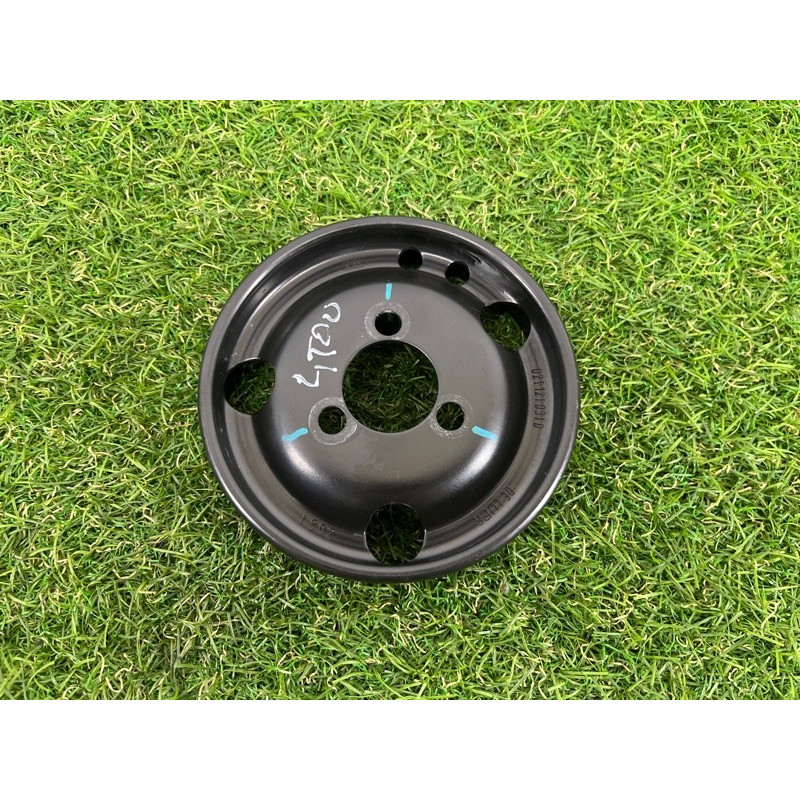 Шкив помпы (система охлаждения) Volkswagen Touareg NF 2011 3.6 021121031D