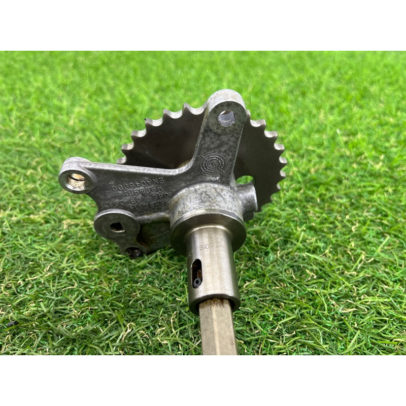 Первичный вал масляного насоса (двигатель и элементы) AUDI A7 4G 2013 3.0 CGXB 06E109339R