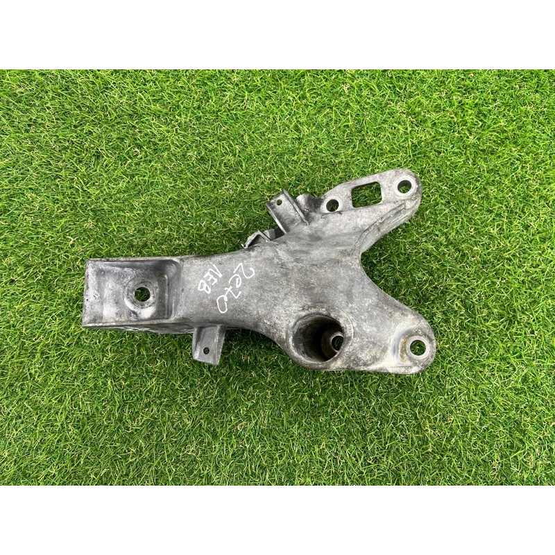 Кронштейн подушки двигателя (кронштейны двигателя) BMW X5 E70 2012 3.0 N55 22116778331