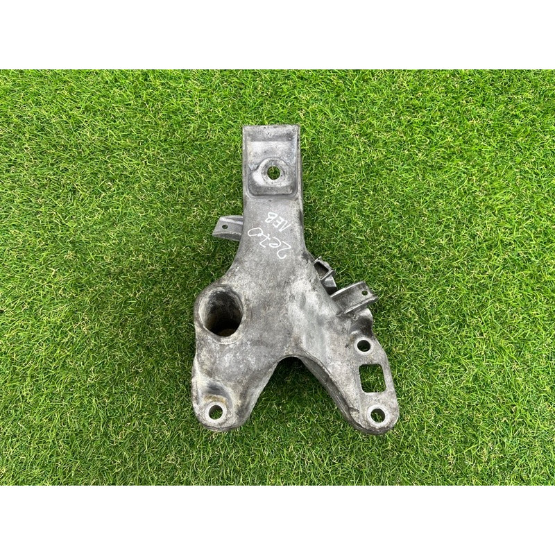 Кронштейн подушки двигателя (кронштейны двигателя) BMW X5 E70 2012 3.0 N55 22116778331