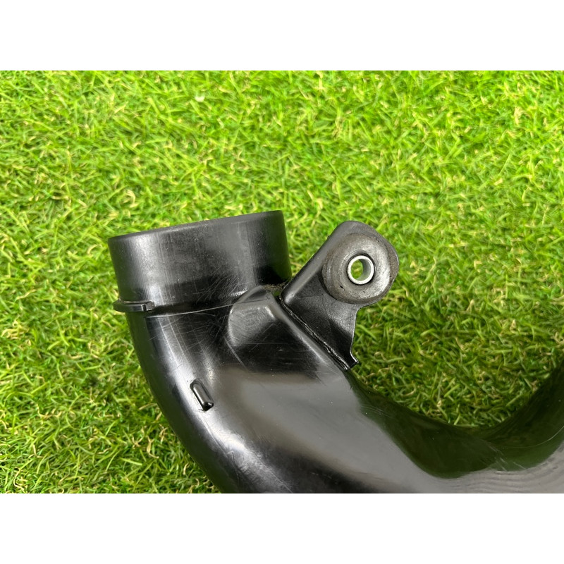 Патрубок воздушного фильтра (впускная система) BMW X5 E70 2012 3.0 N55 13717583715