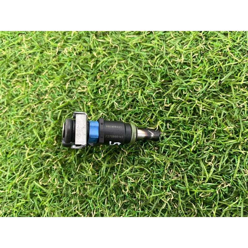Форсунка топливная (топливная система) AUDI Q7 4M 2017 3.0 TFSi CREC 06E906031