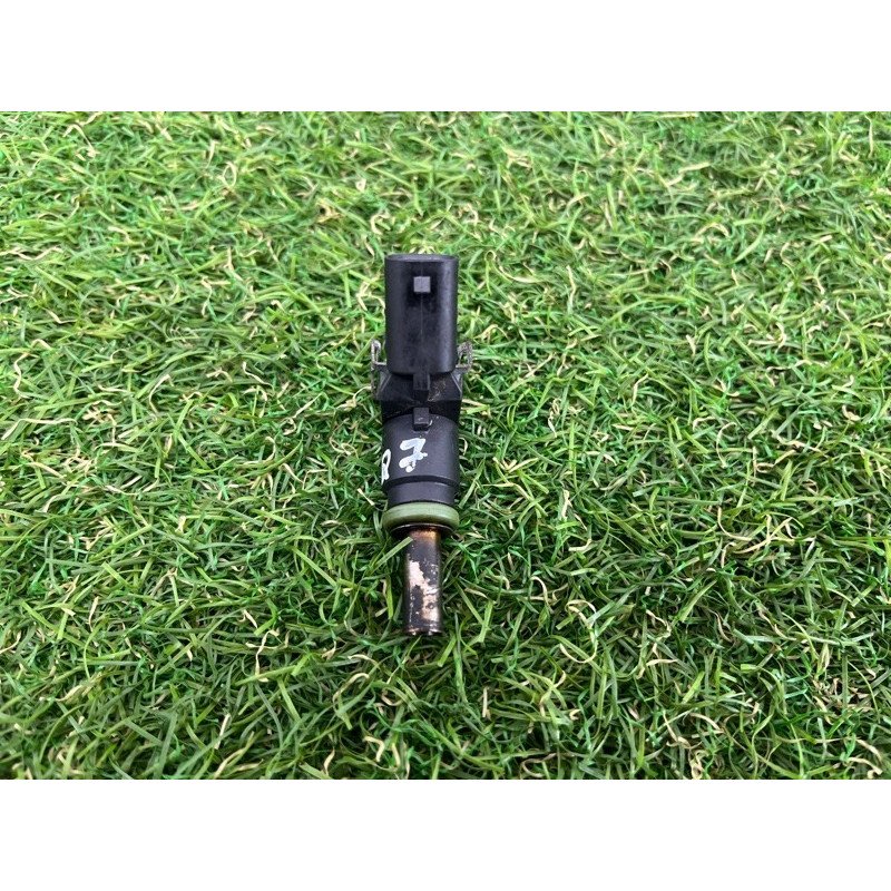 Форсунка топливная (топливная система) AUDI Q7 4M 2018 3.0 TFSi 06E906031A