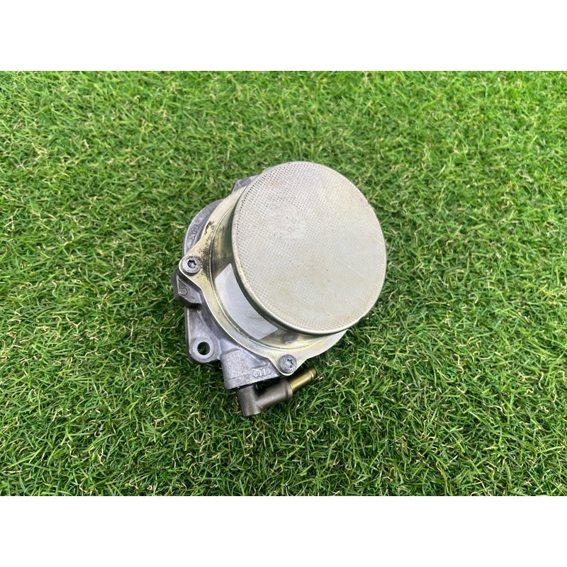 Вакуумний насос (гальмівна система) Volkswagen Touareg NF 2012 3.0 059145100H