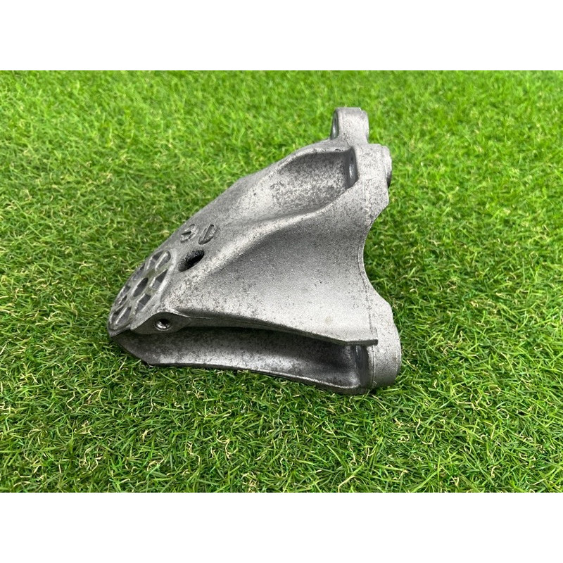 Кронштейн двигателя (кронштейны двигателя) Volkswagen Touareg NF 2012 3.0 7L6199307A