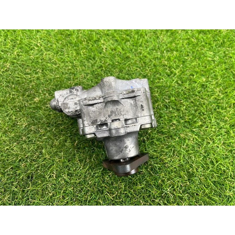 Насос гидроусилителя руля (рулевое управление) Volkswagen Touareg NF 2012 3.0 7P6422154A