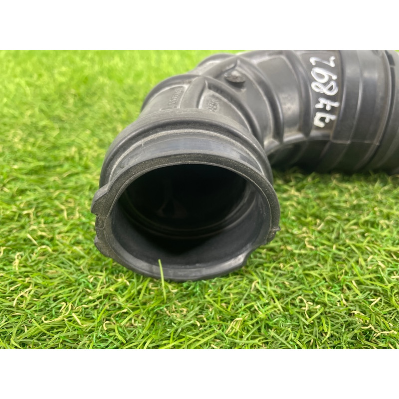 Патрубок воздушного фильтра (впускная система) CHEVROLET Cruze J300 2011 1.4 13265784