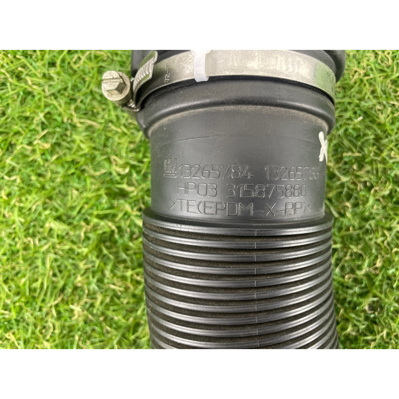 Патрубок воздушного фильтра (впускная система) CHEVROLET Cruze J300 2011 1.4 13265784