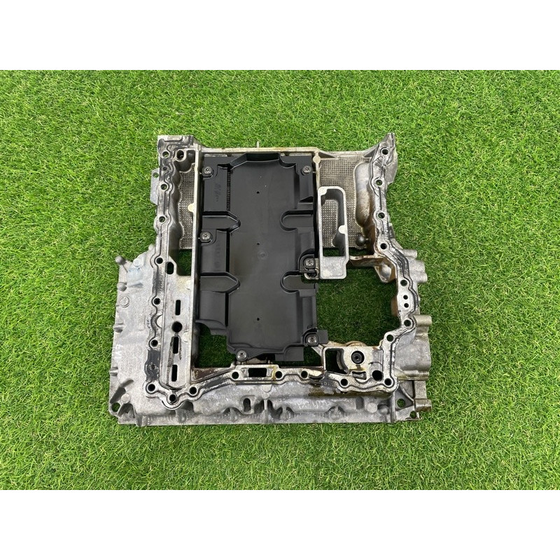 Полуподдон масляный (двигатель и элементы) AUDI A7 4G 2013 3.0 CGXB 06E103601AN