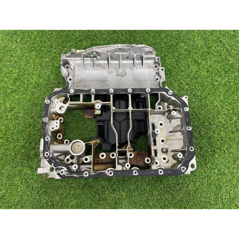 Полуподдон масляный (двигатель и элементы) AUDI A7 4G 2013 3.0 CGXB 06E103601AN