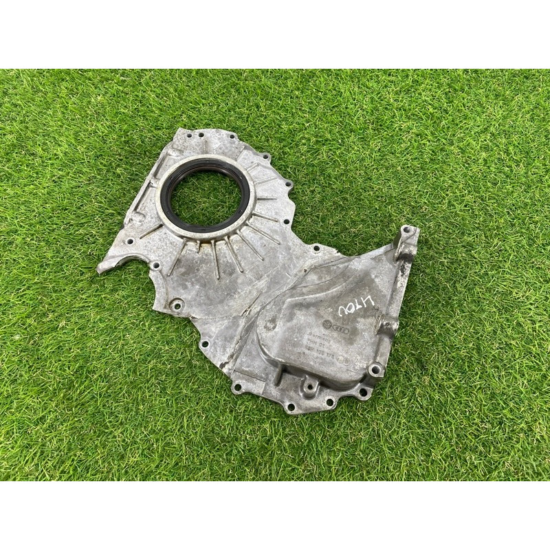 Кришка двигуна (двигун та елементи) Volkswagen Touareg NF 2011 3.6 03H103173B