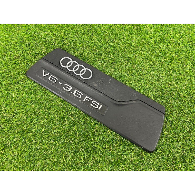 Декоративная крышка двигателя (двигатель и элементы) AUDI Q7 4L 2007 3.6 03H103925C