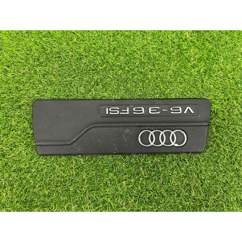 Декоративная крышка двигателя (двигатель и элементы) AUDI Q7 4L 2007 3.6 03H103925C