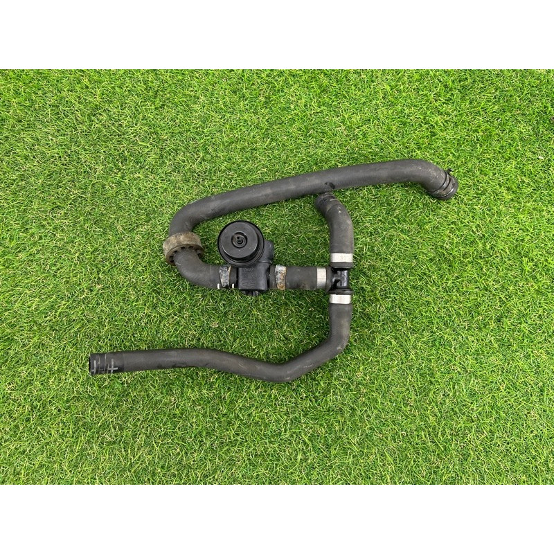 Клапан системы охлаждения (электрика / кнопки) Volkswagen Touareg NF 2011 3.6 7P0122049H