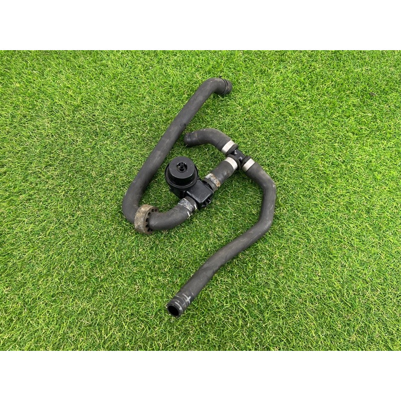 Клапан системы охлаждения (электрика / кнопки) Volkswagen Touareg NF 2011 3.6 7P0122049H