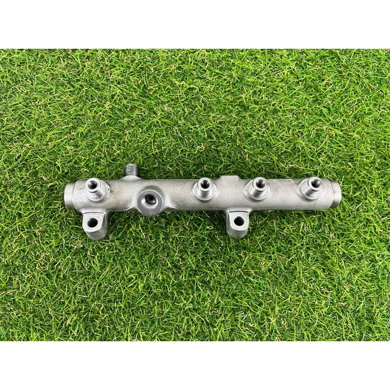 Топливная рампа (топливная система) Volkswagen Touareg NF 2012 3.0 059130089AM