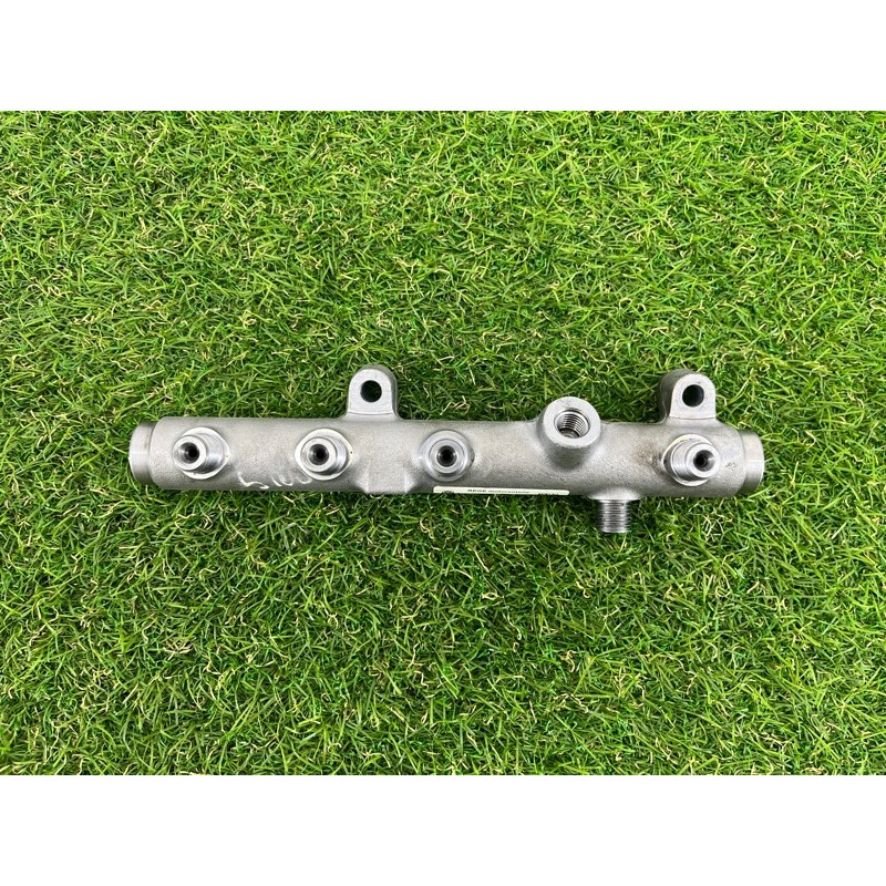 Топливная рампа (топливная система) Volkswagen Touareg NF 2012 3.0 059130089AM