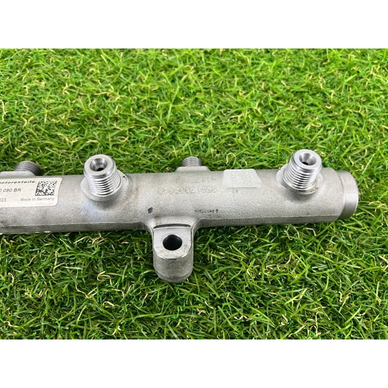 Топливная рампа (топливная система) Volkswagen Touareg NF 2012 3.0 059130090BR