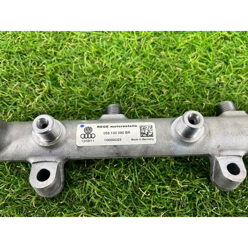 Топливная рампа (топливная система) Volkswagen Touareg NF 2012 3.0 059130090BR