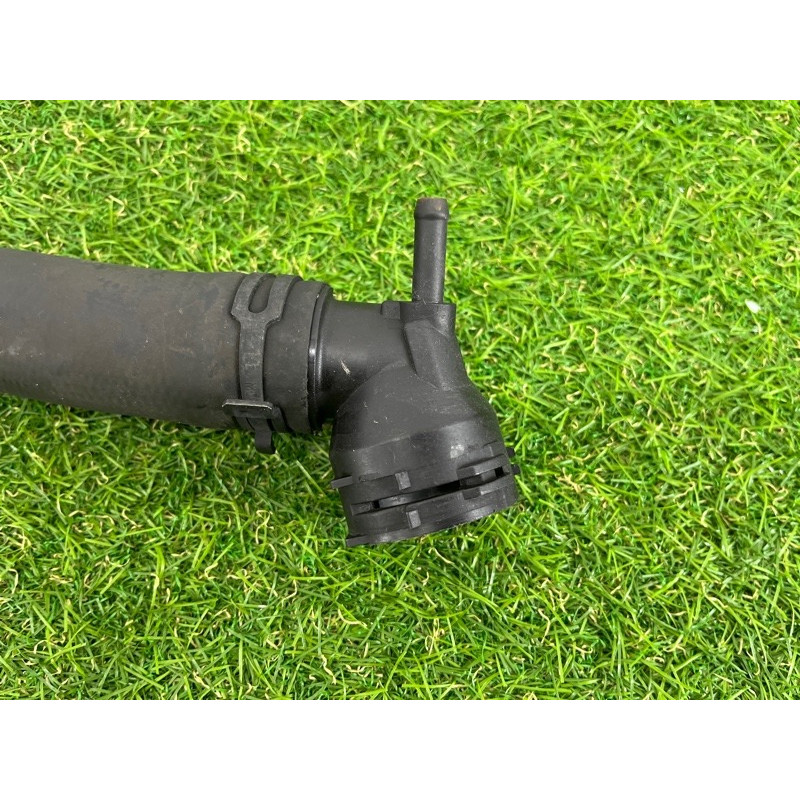 Патрубок (система охлаждения) Volkswagen Passat B7 2016 1.8 5C0122101AA