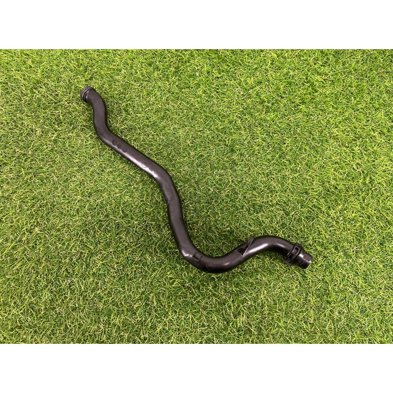 Трубка системы охлаждения (система охлаждения) AUDI A7 4G 2013 3.0 CGXB 06E121065Q