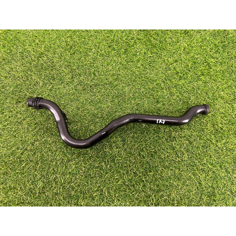 Трубка системы охлаждения (система охлаждения) AUDI A7 4G 2013 3.0 CGXB 06E121065Q