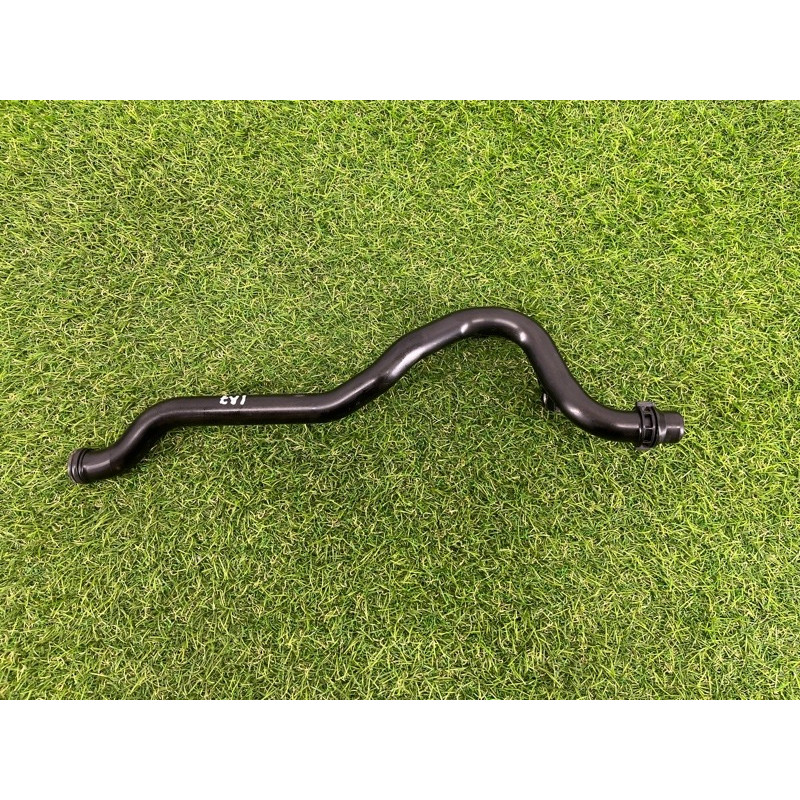 Трубка системы охлаждения (система охлаждения) AUDI A7 4G 2013 3.0 CGXB 06E121065Q