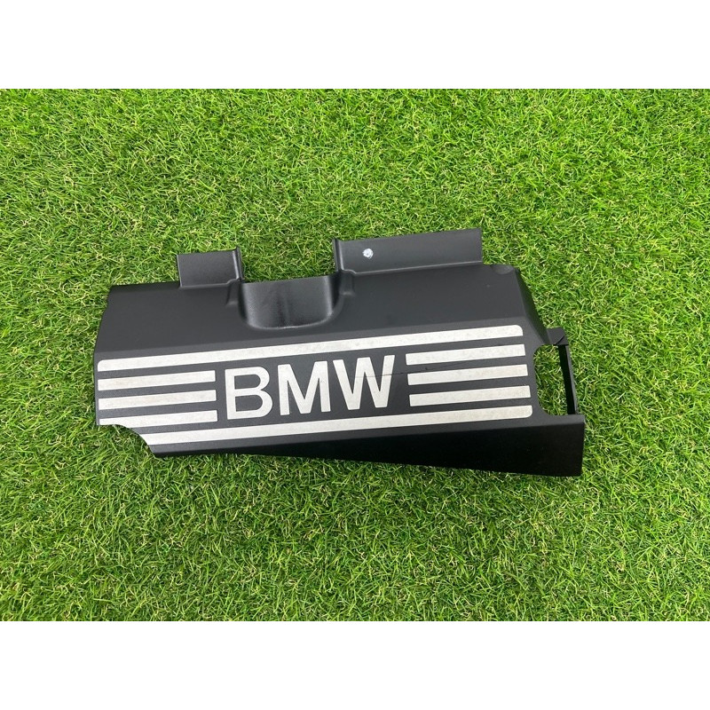 Декоративная крышка двигателя (двигатель и элементы) BMW X5 E70 2008 4.8 N62/TU 11127548851