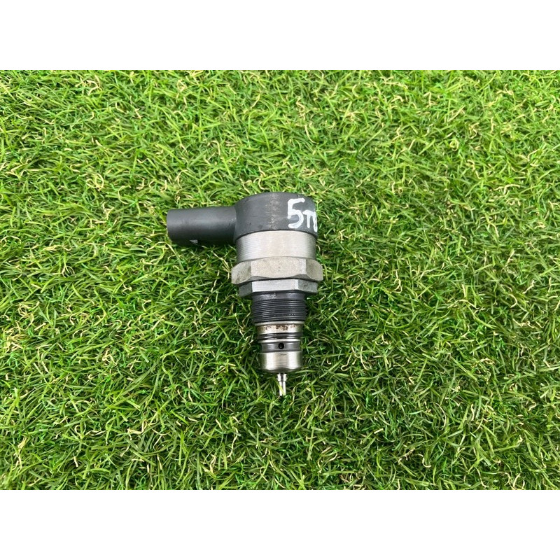 Датчик давления топлива (топливная система) Volkswagen Touareg NF 2012 3.0 057130764AD