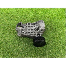 Кронштейн генератора