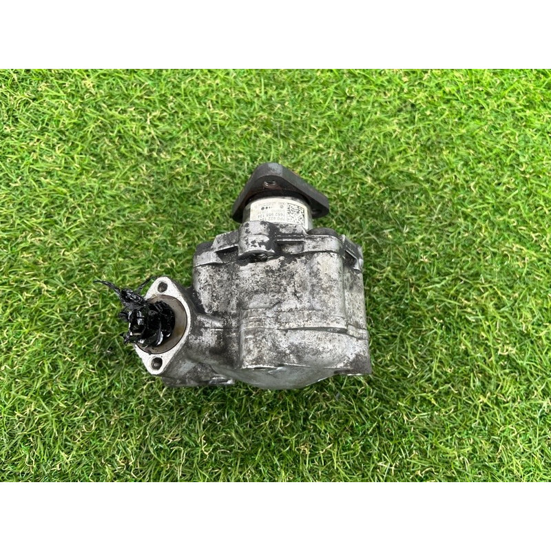 Насос гидроусилителя руля (рулевое управление) Volkswagen Touareg NF 2011 3.6 7P0422154A