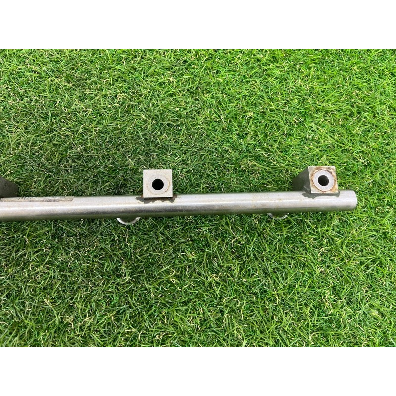 Топливная рампа (топливная система) Volkswagen Touareg NF 2011 3.6 03H133316N