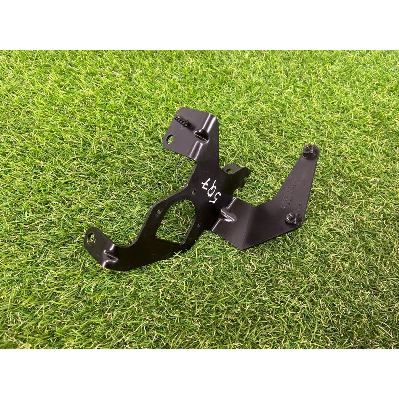 Кронштейн дополнительного насоса ОЖ (кронштейны двигателя) AUDI Q7 4M 2017 3.0 TFSi CREC 4M0819147E