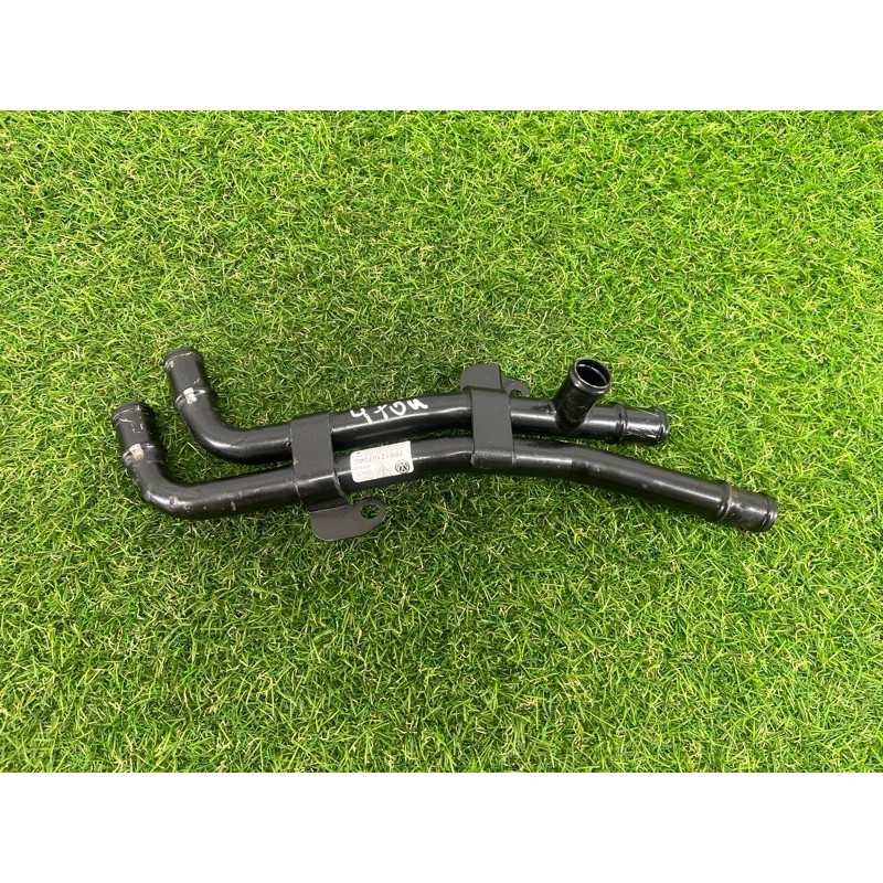 Трубка системи охолодження (система охолодження) Volkswagen Touareg NF 2011 3.6 7P0121065L
