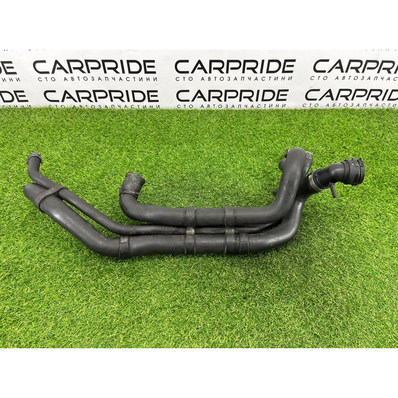 Патрубок (система охлаждения) Volkswagen Touareg NF 2011 3.6 7P6122101D
