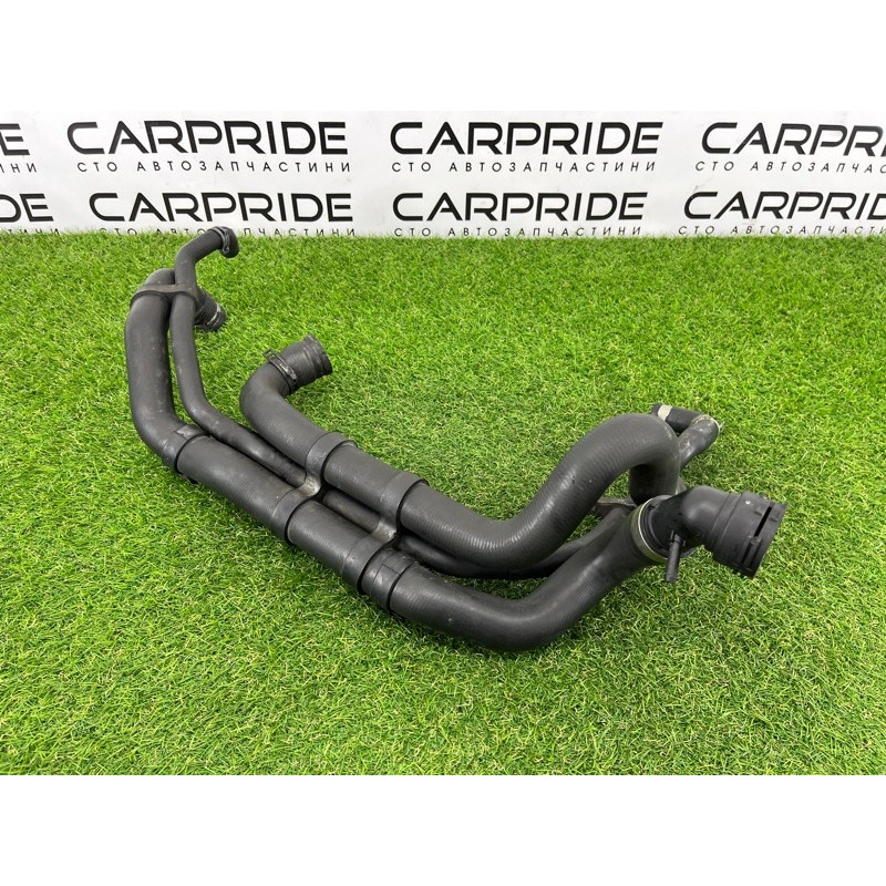 Патрубок (система охлаждения) Volkswagen Touareg NF 2011 3.6 7P6122101D